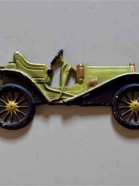 MIDWEST Vintage USA Casting Metal Antique Car Plaque Wall Hanging Auto Decor